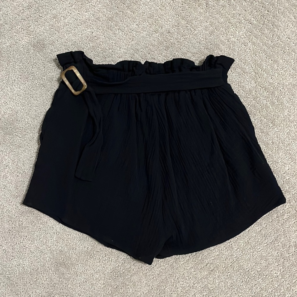 Small Alya Black Linen Shorts!